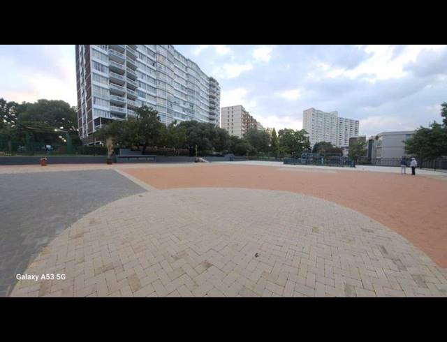 2 BEDROOM APARTMENT FOR SALE IN BEDFORD GARDENS